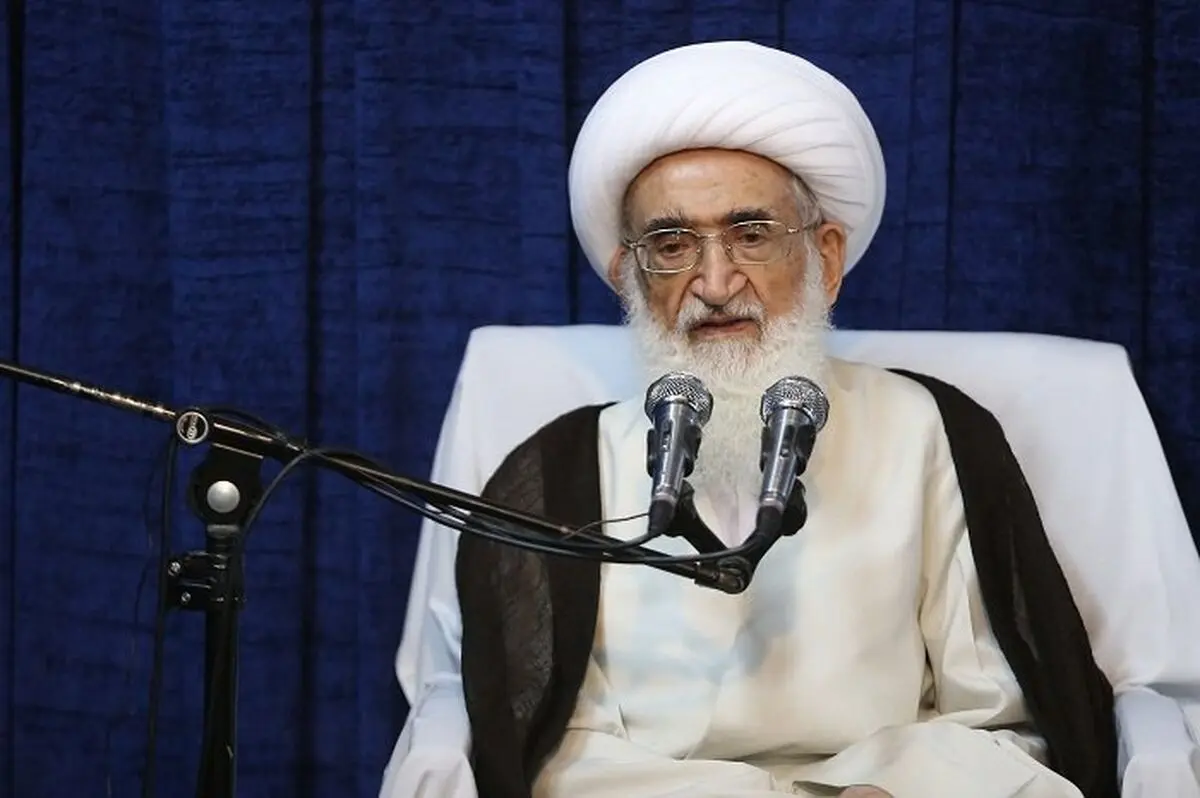 مسئولان خدمت به مردم را هدف اصلی کارهای خود قرار دهند