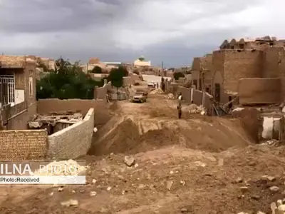 طرح شکایت برای تخریب تل‌ها و تغییر منظر تاریخی بافت روستایی ابرندآباد/  خالی کردن گل‌های قنات زارچ تا پایان اردیبهشت طول می‌کشد