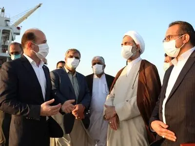 فساد سیستمی در کشور وجود ندارد/ برخورد با مسئولانی که به وعده‌هایشان عمل نمی‌کنند/ به زودی مشکل پروژه فرودگاه چابهار با دعوت از طرفین و اندیشیدن راهکارهای لازم حل می‌شود