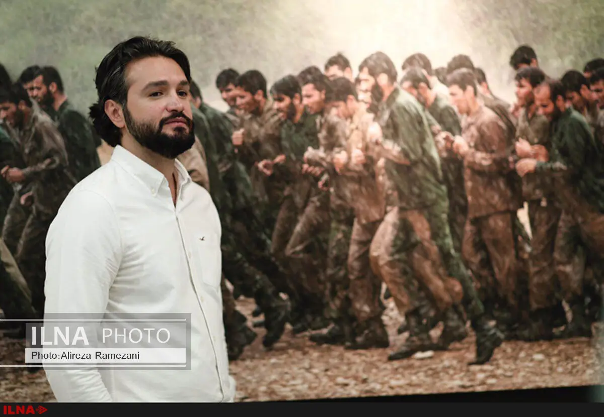 افتتاح نمایشگاه عکس «ایستاده در غبار» با حضور سینمایی‌ها+عکس و فیلم