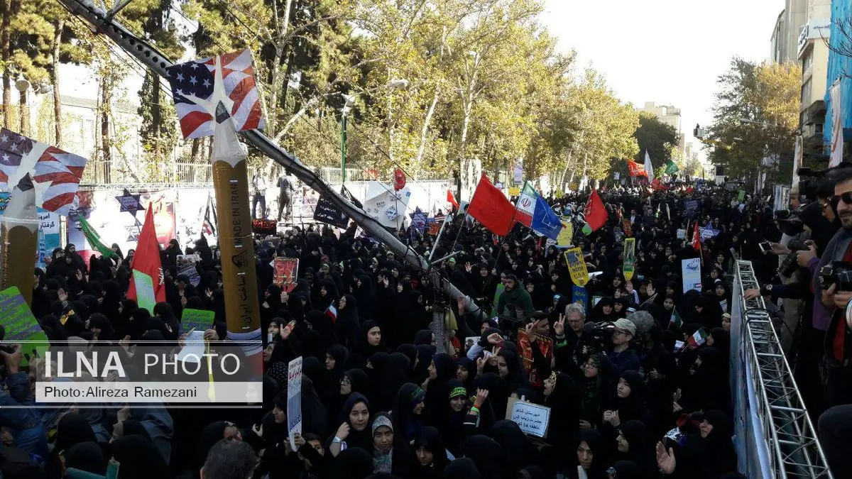 قطعنامه‌ تظاهرات ۱۳ آبان قرائت شد