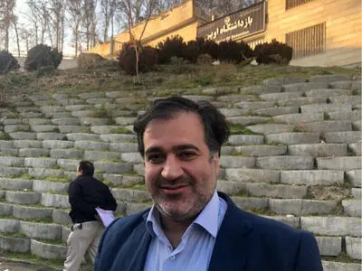 مهدی محمودیان به مرخصی آمد 