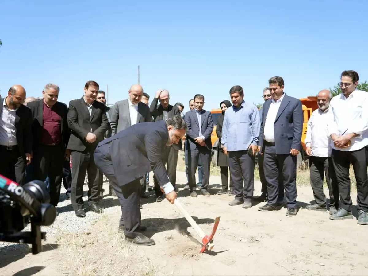 عملیات احداث پارک ۳ هکتاری «ایرانِ جان» آغاز و ایستگاه انتقال زباله افتتاح شد