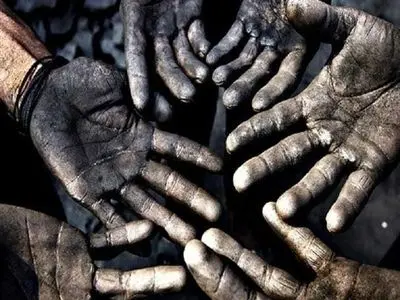 از غزل‌های سرخ فرخی تا رادیکالیسم پروین/ وقتی کلمات از انحصار اشراف خارج شدند