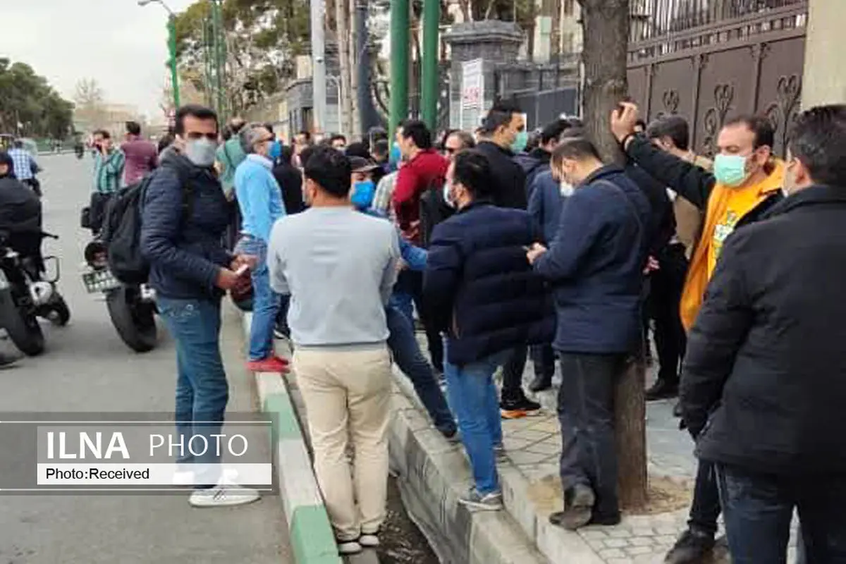 تجمع ایثارگران شرکتی ۱۴۰۰ مقابل شورای نگهبان/ تبدیل وضعیت ما را در بودجه در نظر بگیرند