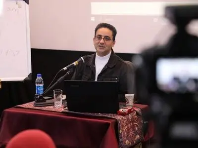 ضدقهرمان محصول ناامیدی نویسنده از انسان ها است