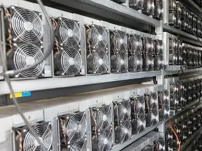 فعالیت ۱۳میلیون ایرانی در حوزه استخراج غیرمجاز رمزارز