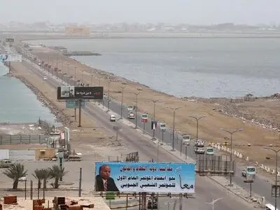 Saudi-led coalition moves against separatists who seized Aden in blow to alliance