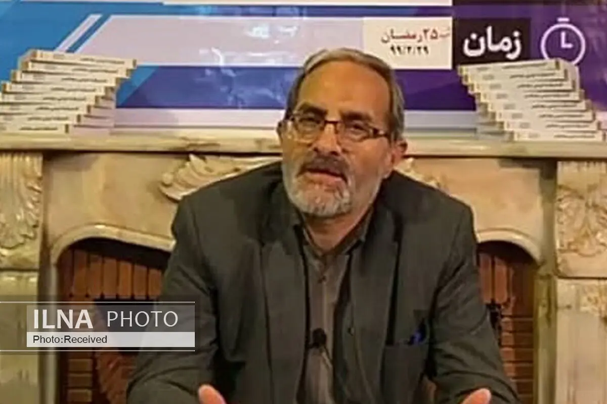 دست‌اندازی صاحبان قدرت و مکنت به حوزه ترجمه‌های قرآنی/ گاه انتقاد از ترجمه‌های اشتباهِ قرآن مشکل‌ساز می‌شود/ استخاره با "خوب" و "بد" مندرج در صفحات قرآنی چه حکمی دارد؟