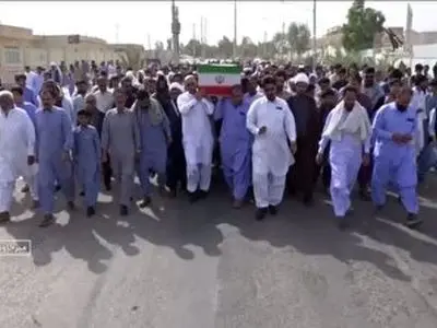 تشییع پیکر مولوی شهید محمد انور ریگی در میرجاوه