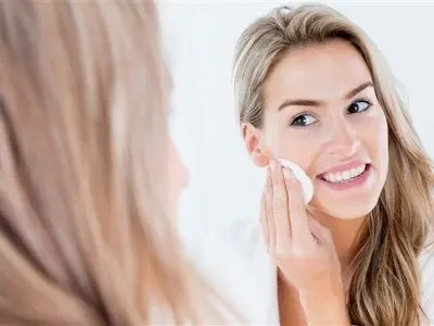 این عادت‌های اشتباه پوست شما را خشک می کند