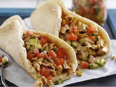 طرز تهیه ساندویچ دونر مرغ به روش خانگی