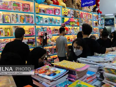 شور و شوق خرید لوازم التحریر در مشهد