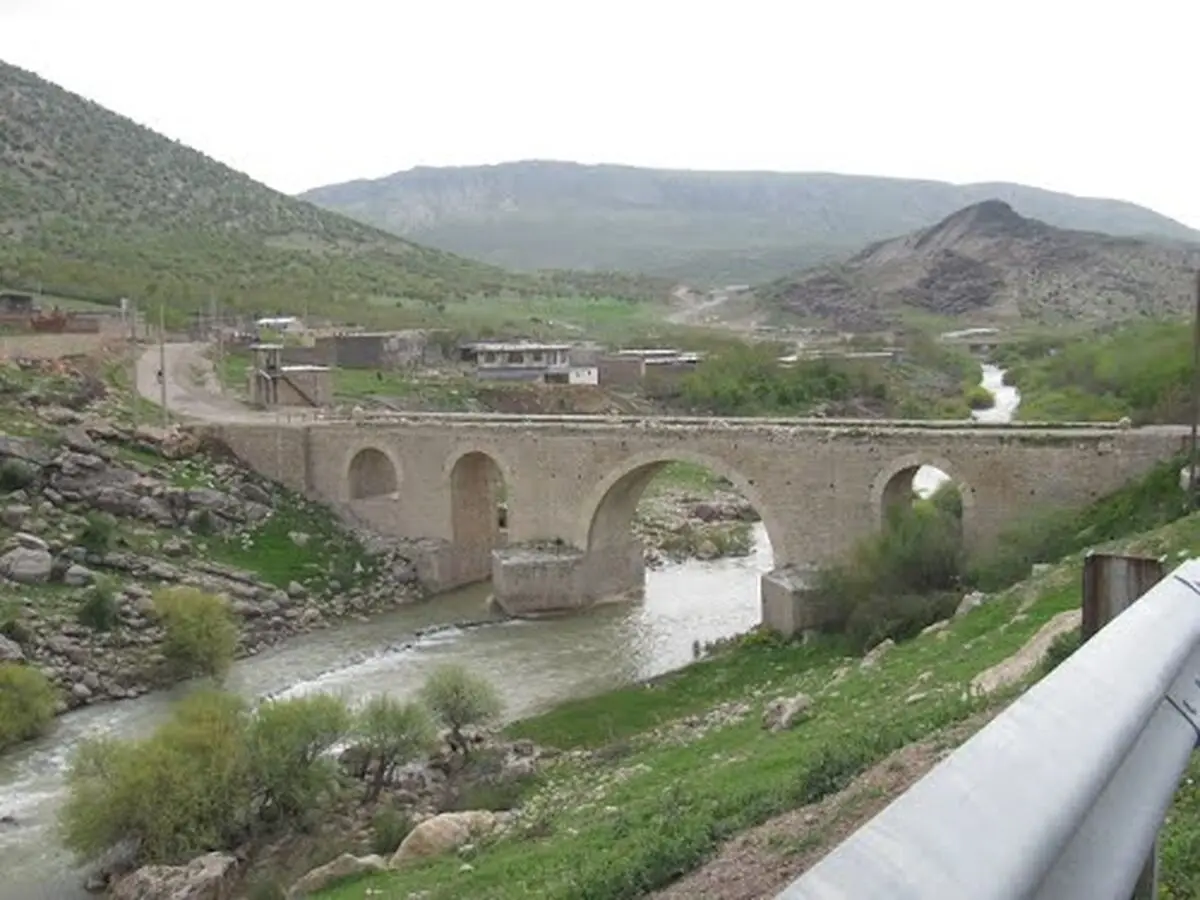 فصل سوم مرمت پل تاریخی کاکارضا سلسله به پایان رسید