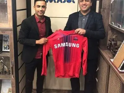 سینگ با نساجی تمدید کرد