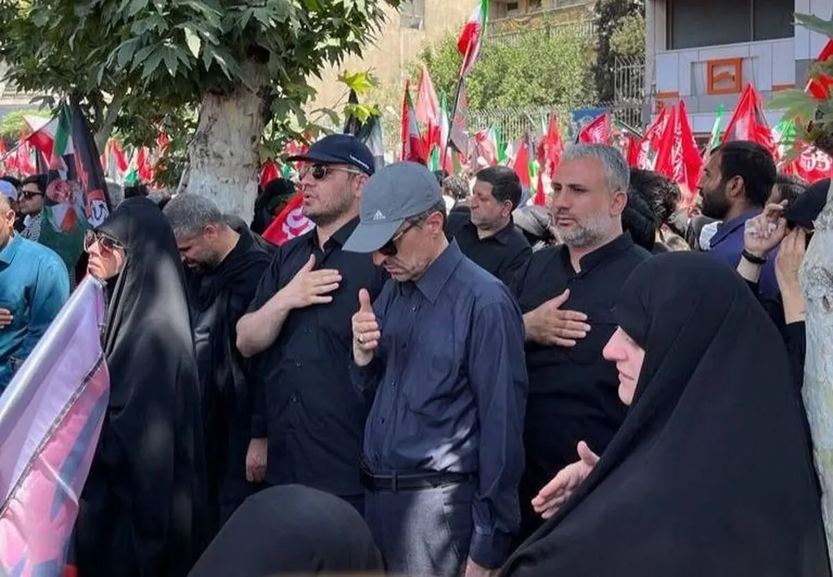 حضور فتاح در مراسم تشییع پیکر مطهر رهبر شهید انقلاب