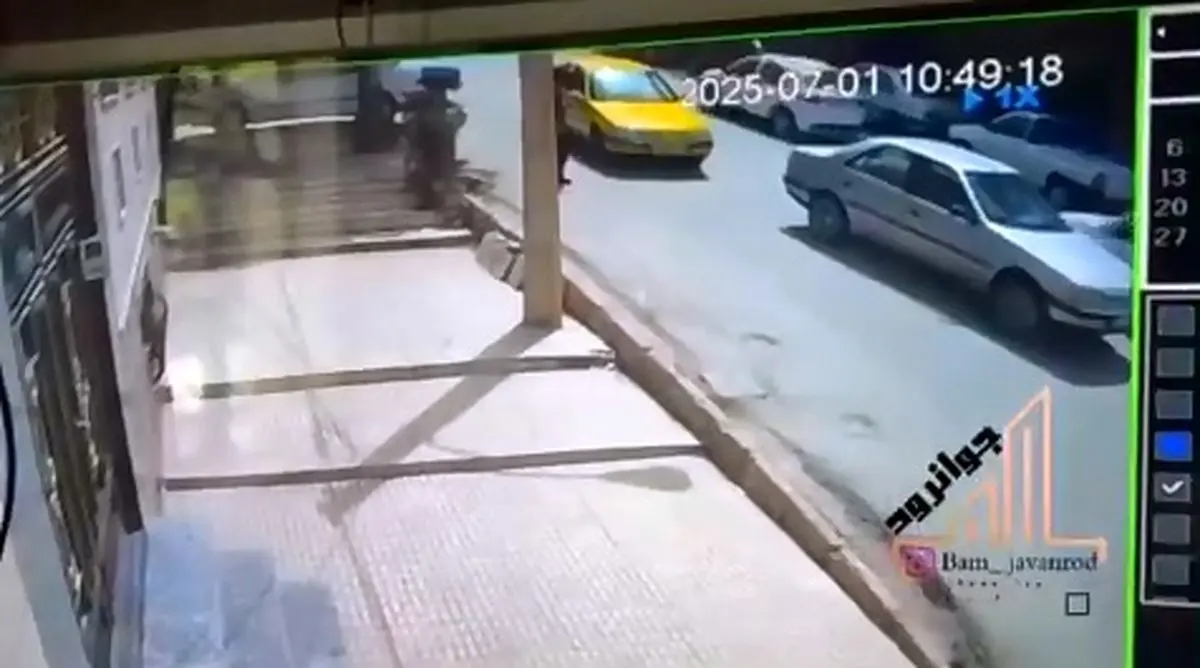 فیلمی از تصادف عجیب پراید با تیر برق در جوانرود!
