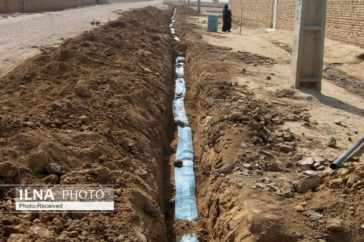 سه کیلومتر خط انتقال و توزیع آب آشامیدنی در بوئین‌زهرا اجرا شد