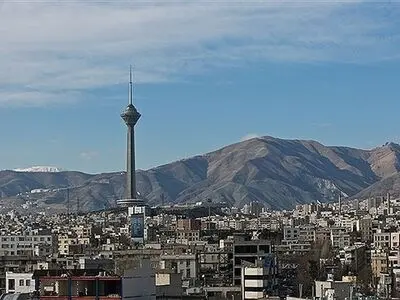 هوای تهران در وضعیت قابل قبول