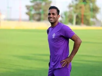 مجوز بازی  مدافع سابق استقلال در لیگ یک صادر شد