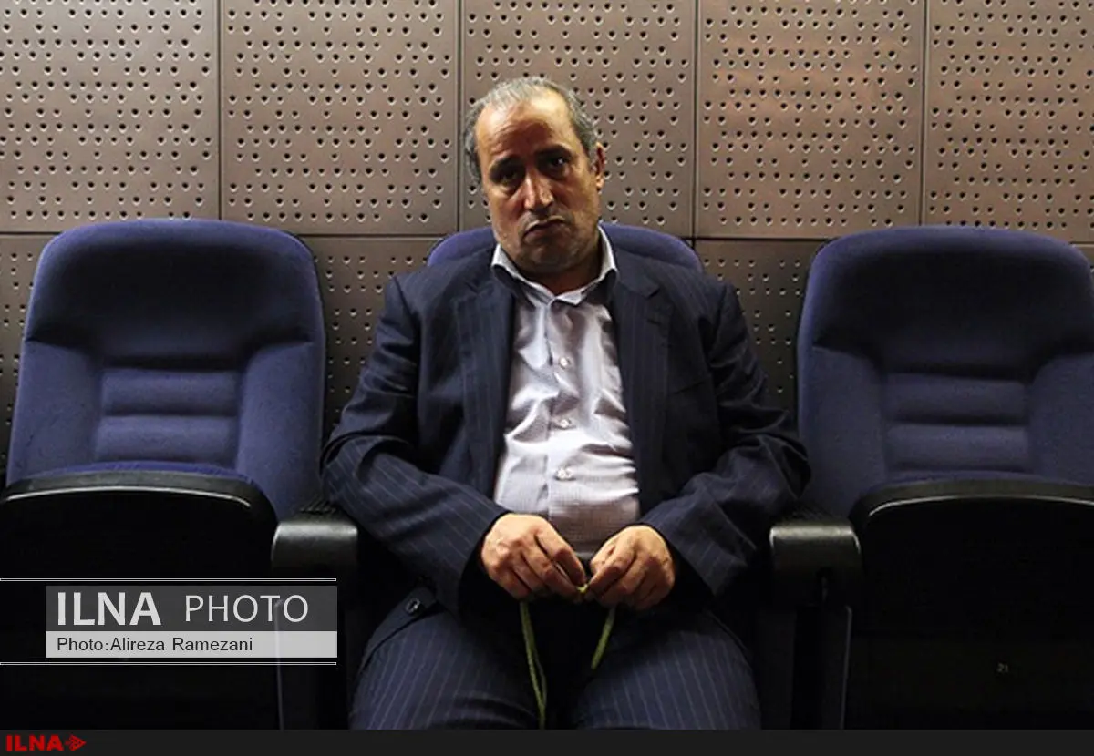 وقتی تاج فرار رو به جلو را ترجیح میدهد