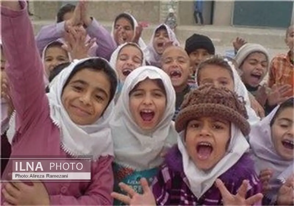 تمامی دانش‌آموزان یک مدرسه در عسلویه  بیمه زندگی می‌شوند 