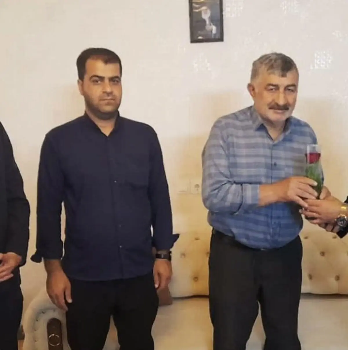 تأکید بیمه دی بر تسریع در روند درمان جانبازان معزز در دیدار با ایثارگران آملی