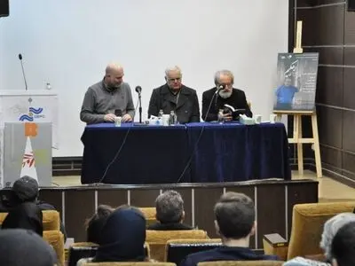 مراسم یادبود شاهپور عظیمی برگزار شد
