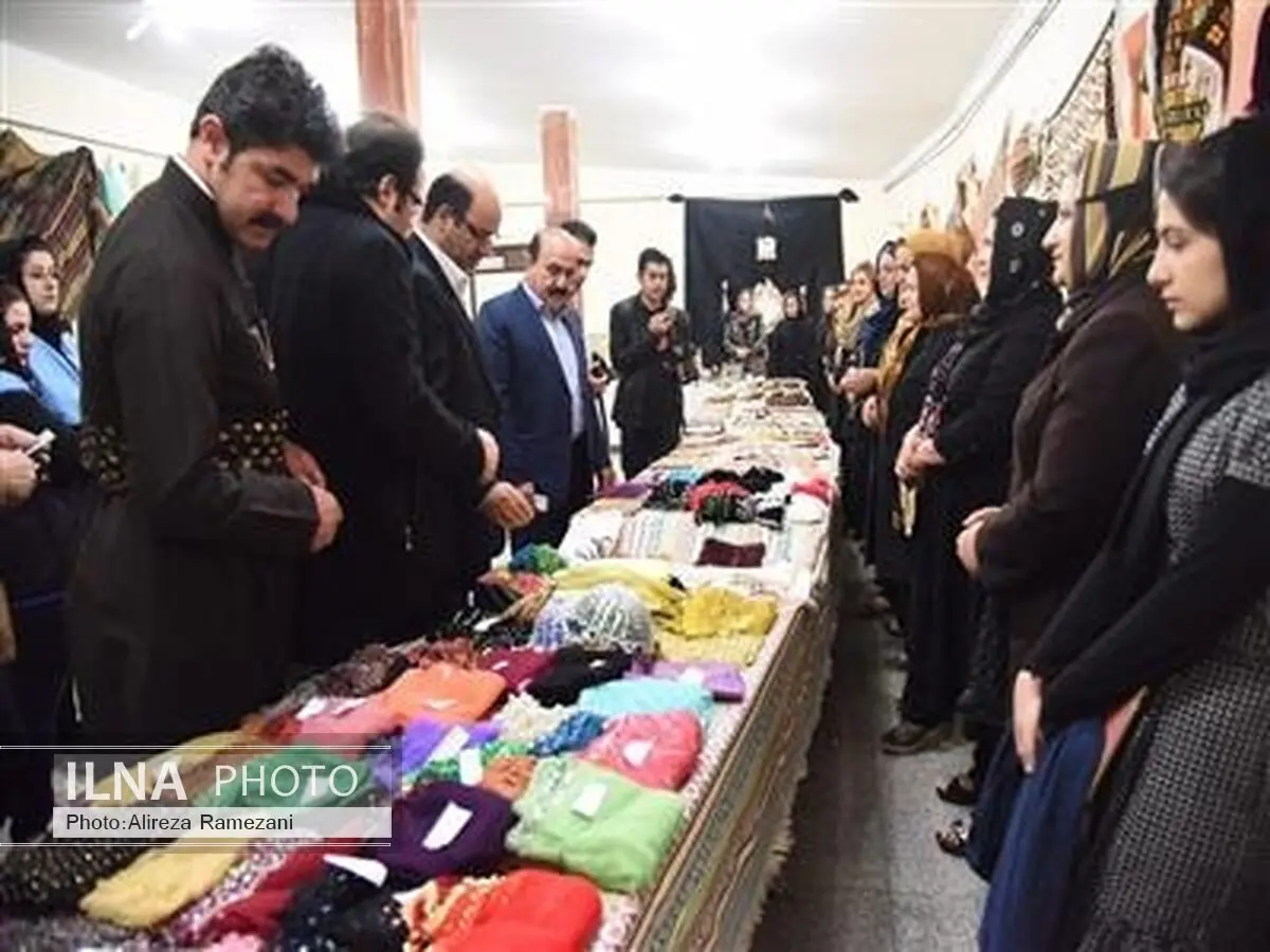 برپایی نمایشگاهی با عنوان فرهنگ و سنن کُردی در مهاباد 