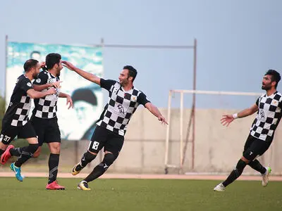 با کمک فرهاد کاظمی؛ تنها افتخار این فصل تیم پاشازاده!