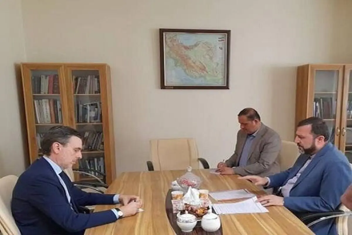 درخواست استرداد کلاهبرداران و مجرمان