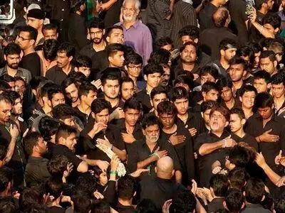 تصاویری از عزاداری متفاوت شیعیان هندوستان