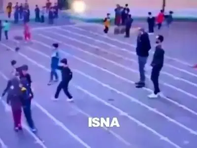 نجات جان دانش‌آموز توسط معلم تبریزی + فیلم