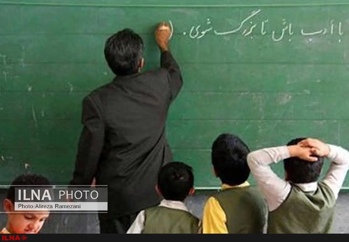 احتساب سنوات ارفاقی سالهای ۸۸ تا ۹۱ برای معلمان/ استخدام ۳۰۰ معلول با مدرک حداقل لیسانس