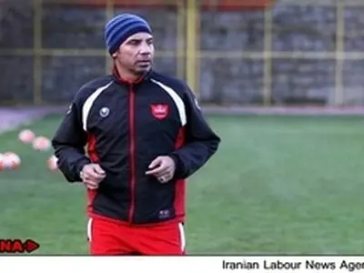 محرمی: اعتراض استقلالی‌ها ناله بعد از باخت است / قهرمانی پرسپولیس دور از دسترس نیست