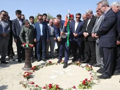 آغاز عملیات ساخت مرکز توانبخشی و نگهداری دختران معلول بالای ۱۴ سال کازرون  