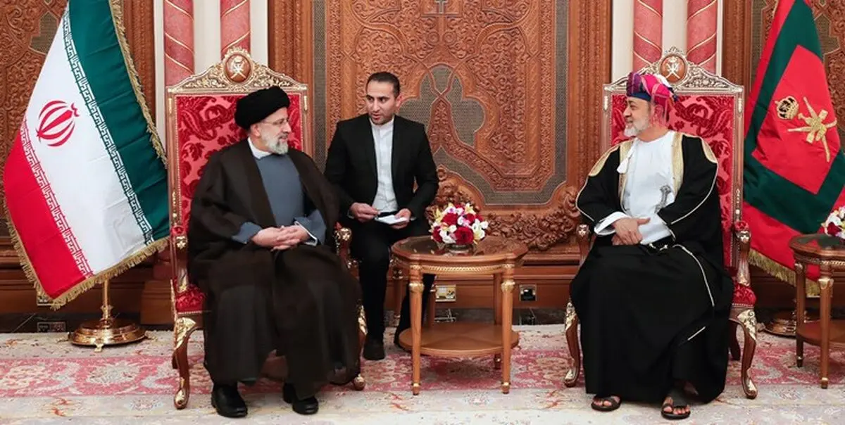 امضای ۱۲ سند همکاری در حوزه های مختلف بین ایران و عمان