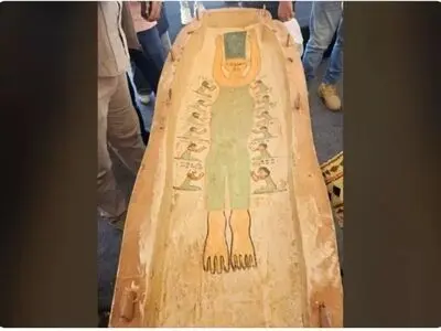 «مارج سیمپسون» یا دختر کشیش اعظم شهر باستانی الاشمونین مصر؟