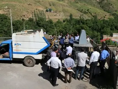 برپایی کارگاه آموزشی مدیریت پسماند روستایی ویژه دهیاران قزوین در روستای اندج