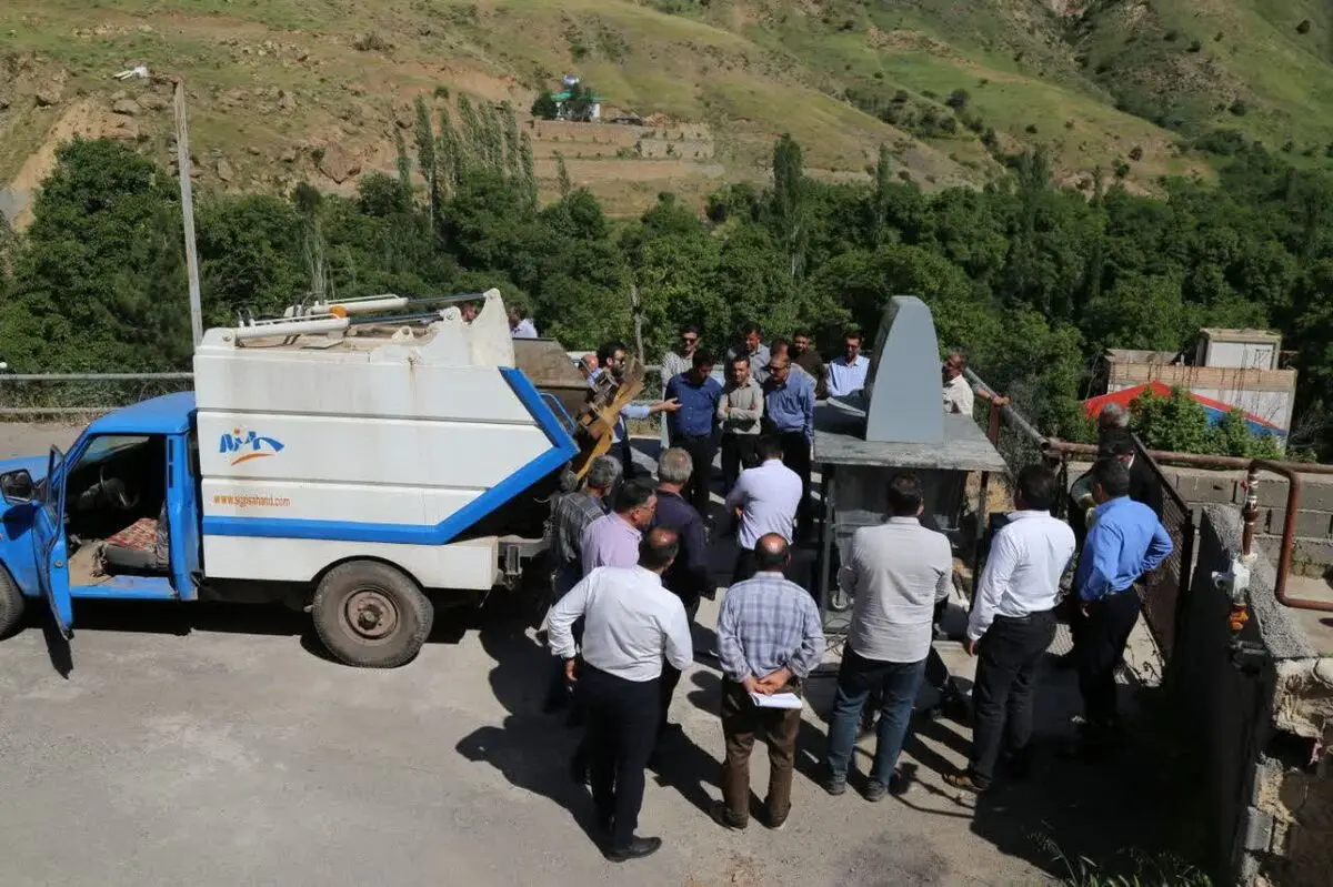 برپایی کارگاه آموزشی مدیریت پسماند روستایی ویژه دهیاران قزوین در روستای اندج