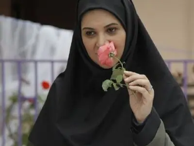 ریما رامین فر با همسرش همبازی شد