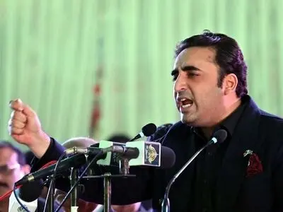 وزیر خارجه پاکستان وارد مسکو شد