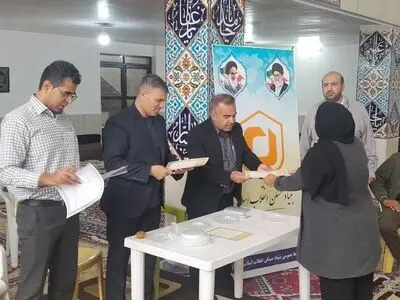 اسناد مالکیت روستاییان جمال آباد کفترک شیراز اعطا شد