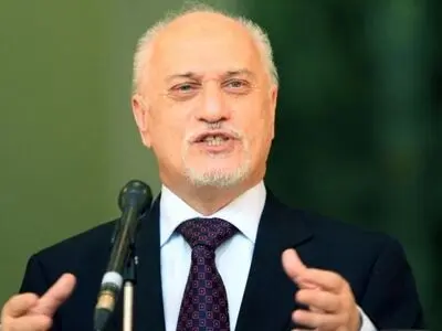 به آمریکا اجازه مداخله در روابط با ایران را نمی‌دهیم