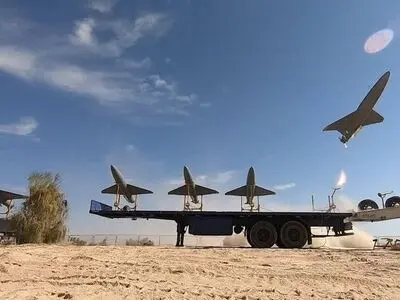 جولان آرش‌های ارتش بر فراز منطقه رزمایش
