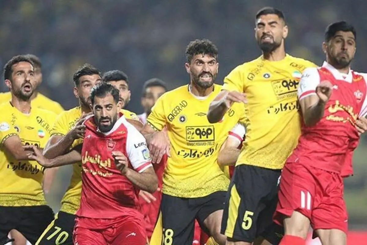 تاکید بر اجرای رای انضباطی/ سپاهان پرسپولیس، فقط با حضور بانوان روی سکوها