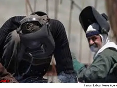 تاخیر ۲ ماه و نیم دستمزد ۹۵نفر کارگر گسترش مانا ساز