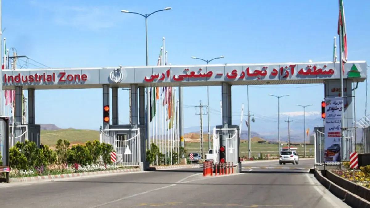 لزوم توجه به شناخت محیطی در مناطق آزاد