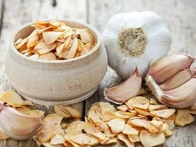 آموزش روش های خشک کردن سیر تازه در منزل