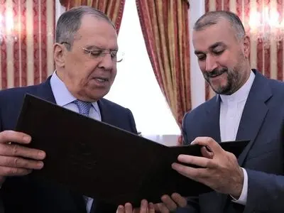 خلال تصریح صحفي مشترک مع لافروف.. امیر عبداللهیان: احمل رسالة من زعیم أوروبي بشأن الوضع فی أوکرانیا